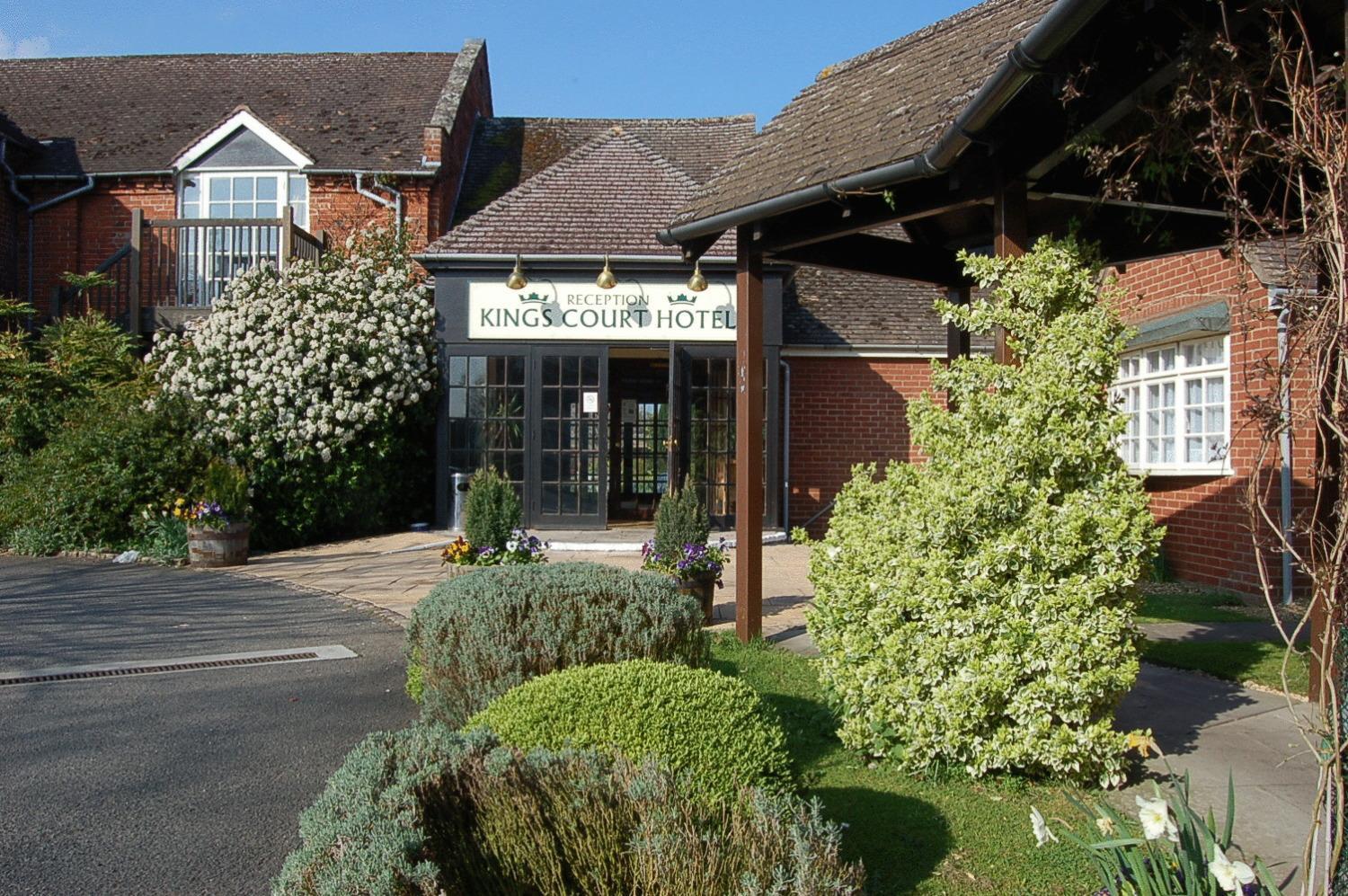 Kings Court Hotel Alcester Dış mekan fotoğraf